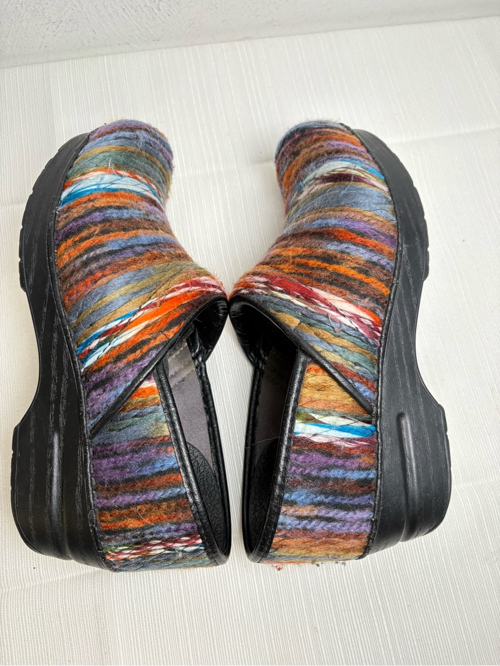 DANSKO Mulitcolor Yarn Clogs 38 (7.5/8) - Picture 13 of 15